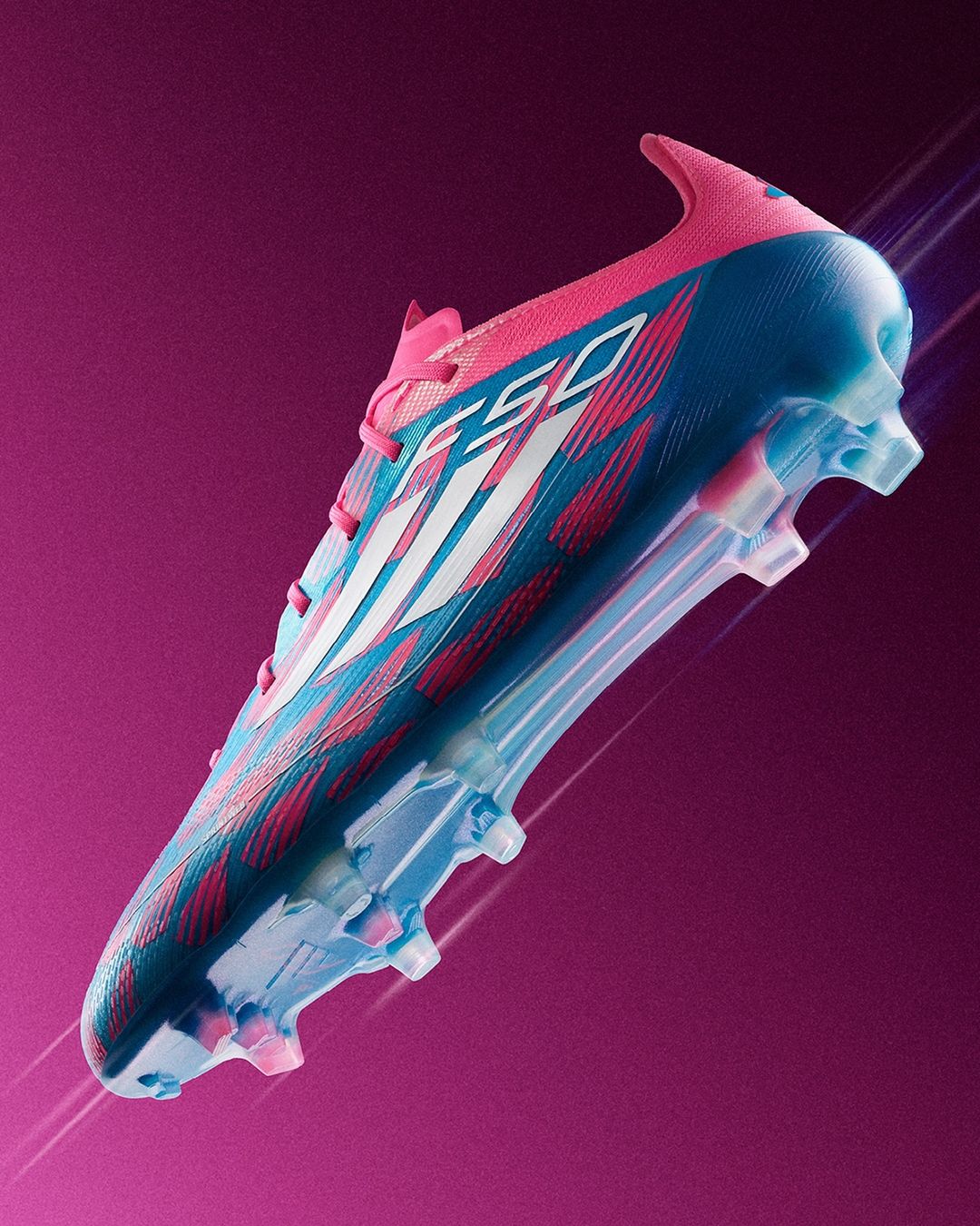 Dit zijn de kleurige adidas voetbalschoenen uit het Reemergence pack 2024
